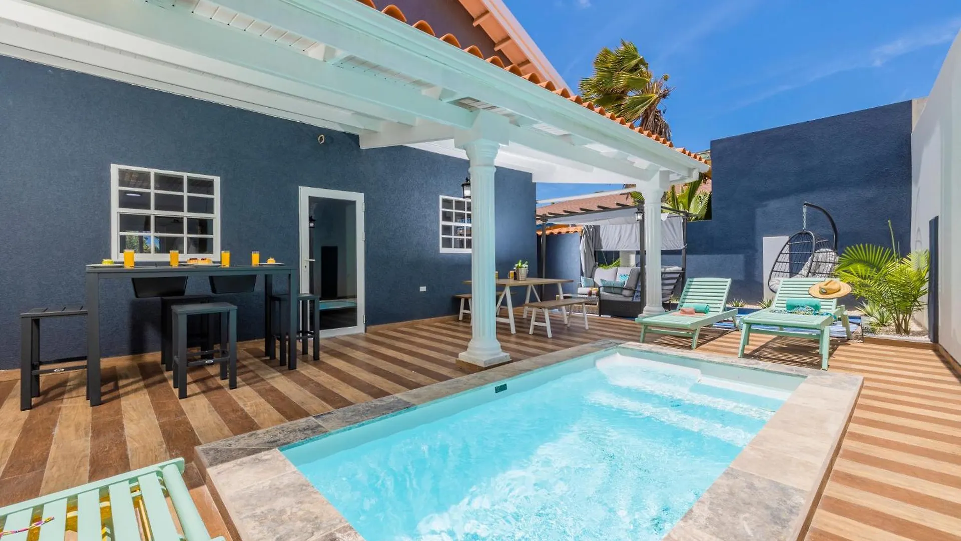 Casa Sol Stylish 4 Bedroom Villa With Private Pool Palm Beach